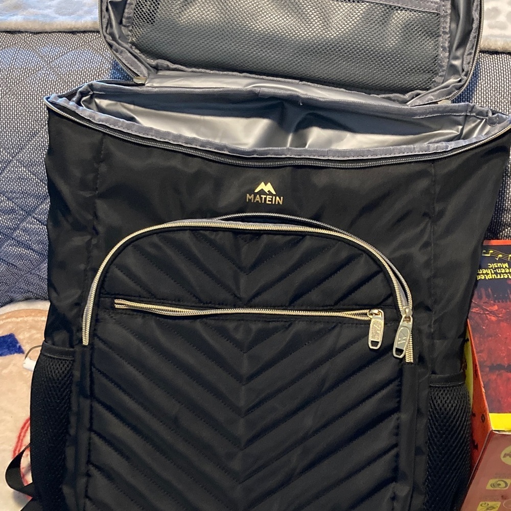 Matein‎ Black Quilted Cooler Backpack